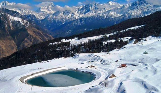 Auli hills in uttarakhand